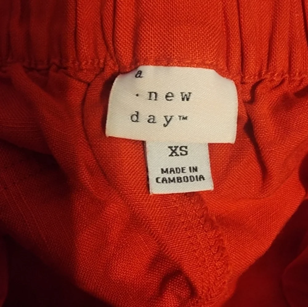 𝅺A‎ new day shorts red